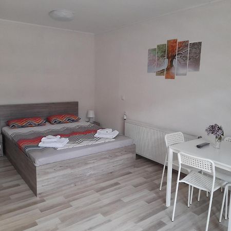 Guest Rooms Ider Saparewa Banja Exterior foto