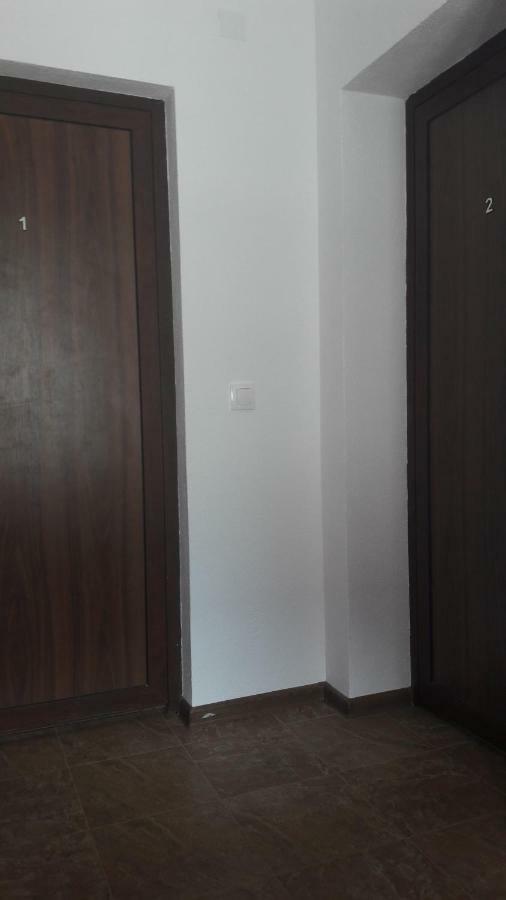 Guest Rooms Ider Saparewa Banja Exterior foto