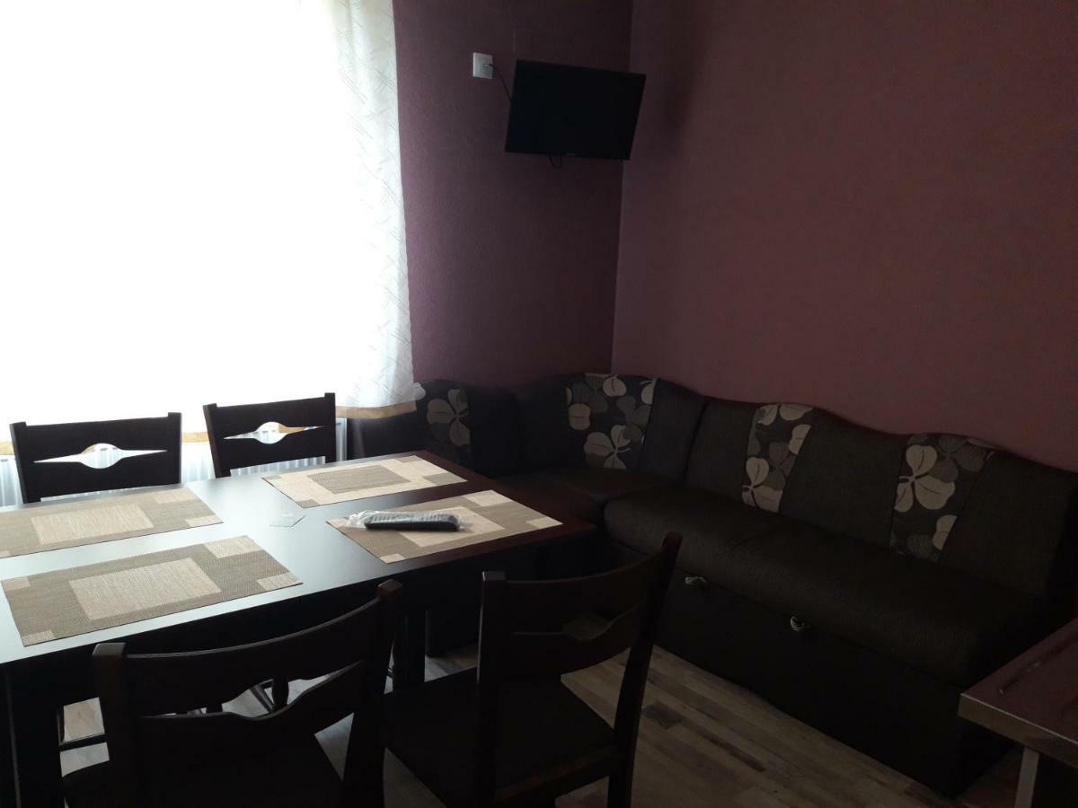 Guest Rooms Ider Saparewa Banja Exterior foto