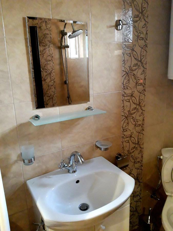 Guest Rooms Ider Saparewa Banja Exterior foto