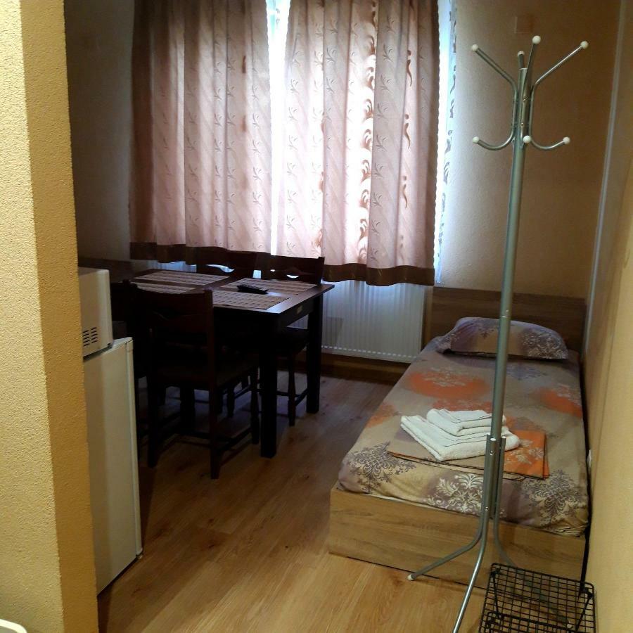 Guest Rooms Ider Saparewa Banja Exterior foto